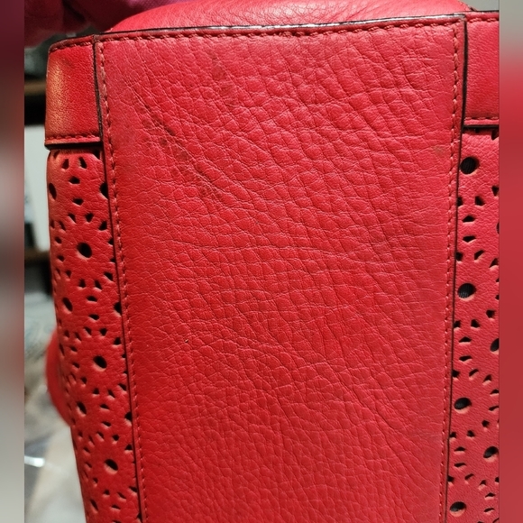 GUC  KATE SPADE (RARE SAMPLE  ) certified authentic - Picture 15 of 16